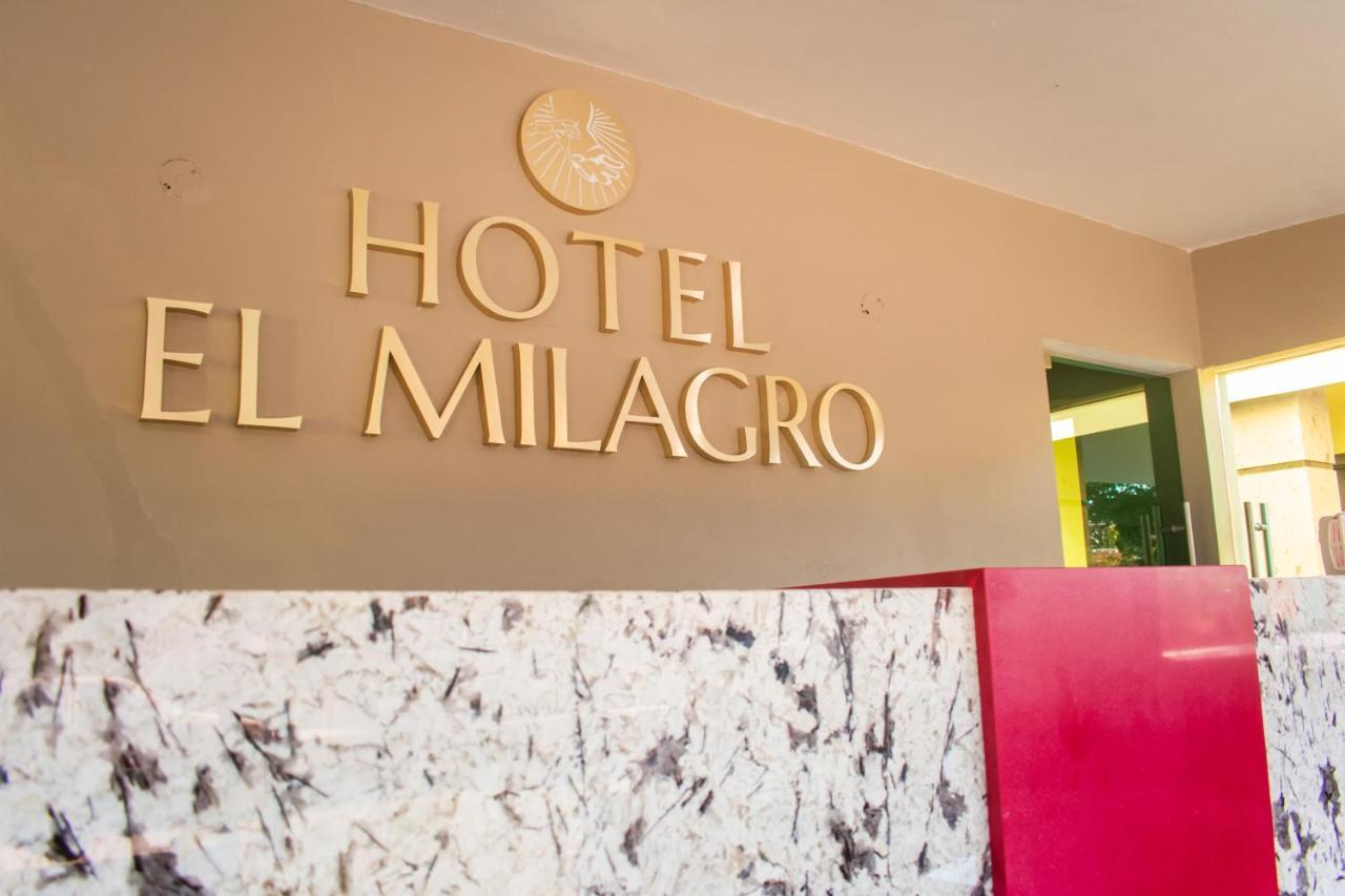 Hotel El Milagro 埃尔富埃尔特 外观 照片